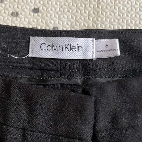Calvin Klein women’s black dress pants Sz 6 - Picture 3 of 3